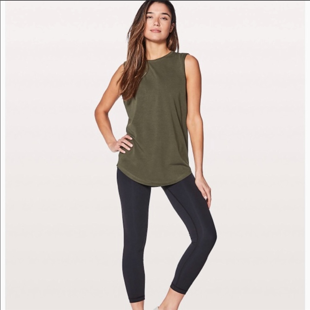 Lululemon Brunswick Muscle Tank, size 6 NWT